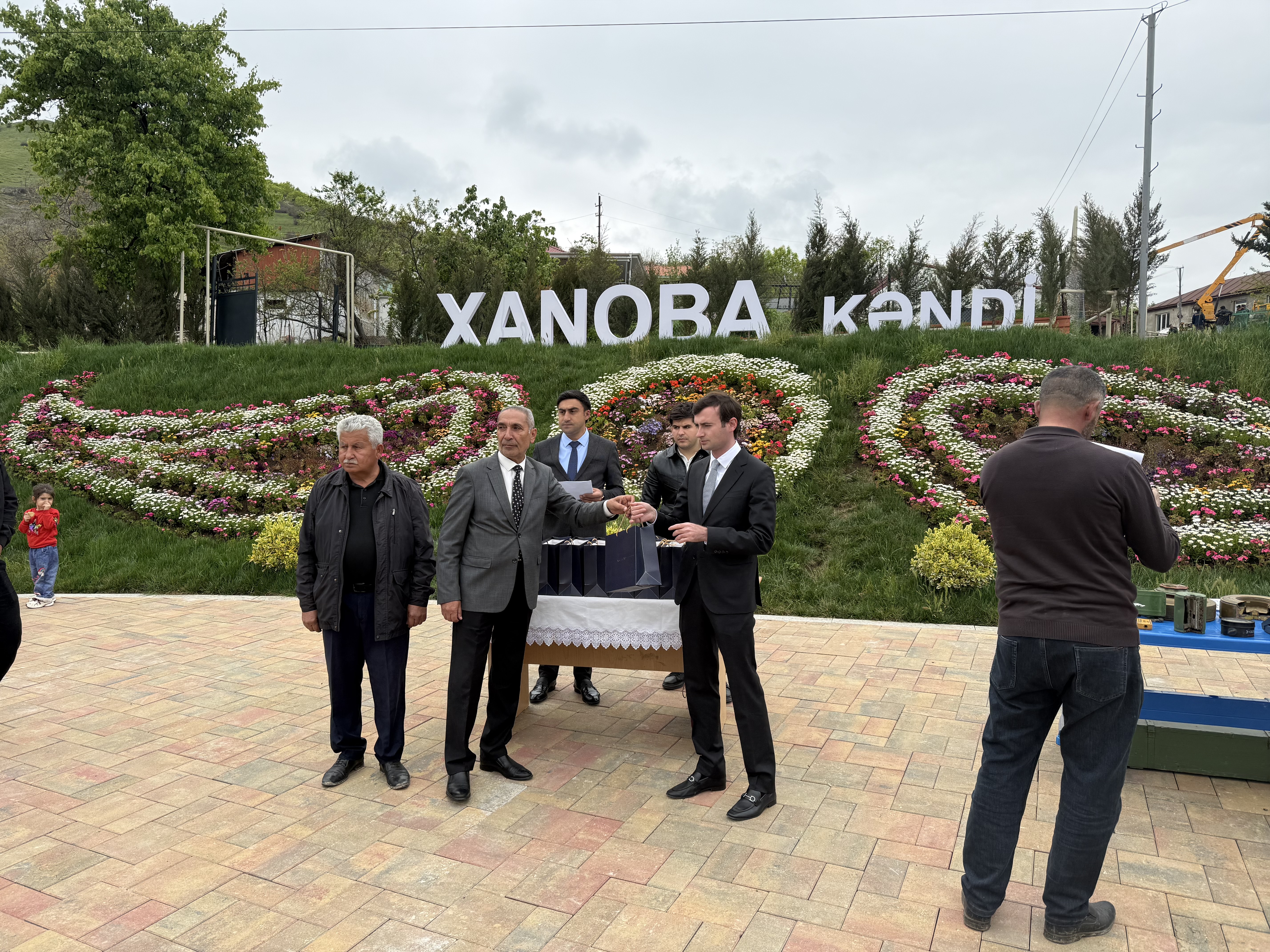Növbəti köç karvanı Xocavənd rayonunun Xanoba kəndinə şəhərinə çatıb