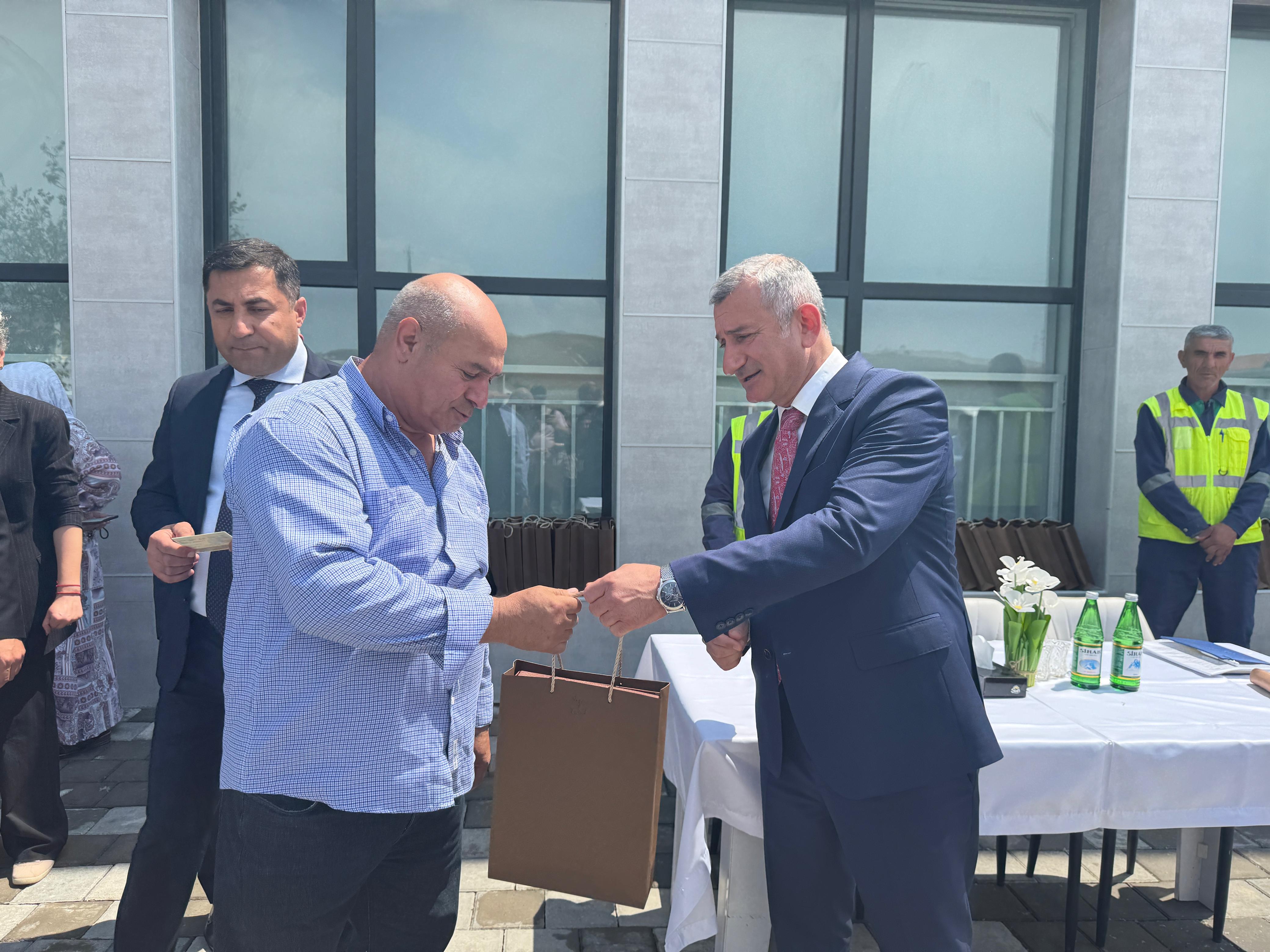 Köç karvanı Cəbrayıl rayonunun Şükürbəyli kəndinə çatıb
